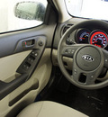 kia forte 5 door 2012 ebony hatchback ex gasoline 4 cylinders front wheel drive automatic 44060