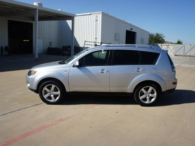 mitsubishi outlander 2008 silver suv xls gasoline 6 cylinders all whee drive automatic 76108