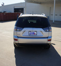 mitsubishi outlander 2008 silver suv xls gasoline 6 cylinders all whee drive automatic 76108