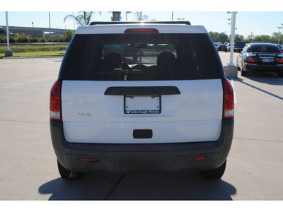 saturn vue 2003 white suv gasoline 4 cylinders dohc front wheel drive automatic 77065