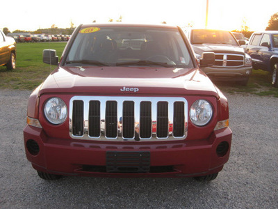 jeep patriot 2008 red suv sport gasoline 4 cylinders 2 wheel drive autostick 62863
