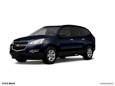 chevrolet traverse 2012 dk  blue suv ls gasoline 6 cylinders front wheel drive 6 speed automatic 56001