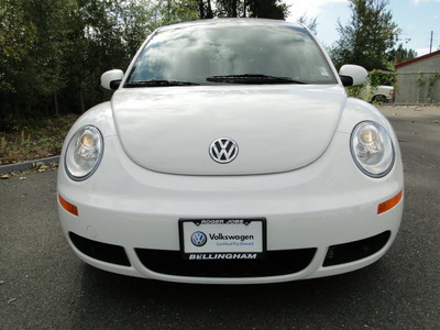 volkswagen new beetle 2010 white hatchback gasoline 5 cylinders front wheel drive automatic 98226