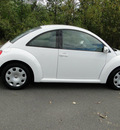 volkswagen new beetle 2010 white hatchback gasoline 5 cylinders front wheel drive automatic 98226