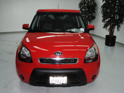kia soul 2010 red hatchback gasoline 4 cylinders front wheel drive automatic 91731