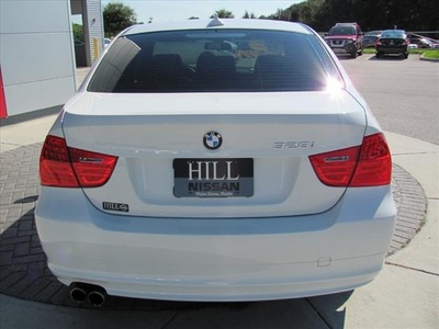 bmw 328i 2010 white sedan gasoline 6 cylinders rear wheel drive automatic 33884