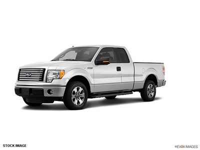 ford f 150 2011 white pickup truck xlt flex fuel 6 cylinders 2 wheel drive 6 speed automatic 77388