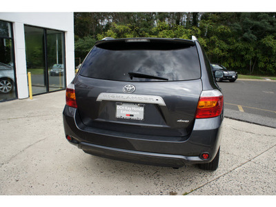 toyota highlander 2010 magnetic gray suv limited dvd gasoline 6 cylinders all whee drive 5 speed automatic 07724