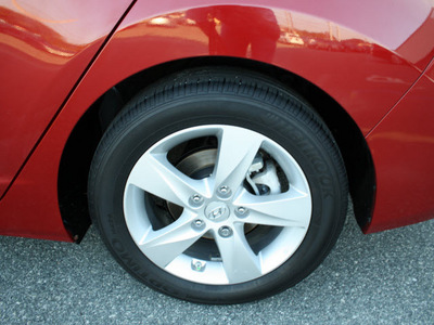 hyundai elantra 2011 red sedan gls gasoline 4 cylinders front wheel drive automatic 27215