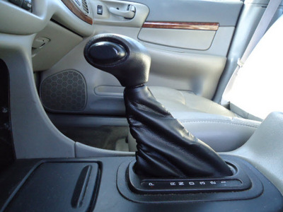 chevrolet impala 2001 black sedan ls gasoline 6 cylinders front wheel drive automatic 60007