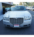 chrysler 300 2006 silver sedan limited gasoline 6 cylinders all whee drive automatic with overdrive 08844