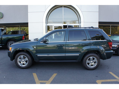 jeep grand cherokee 2005 green suv limited gasoline 8 cylinders 4 wheel drive automatic with overdrive 08844