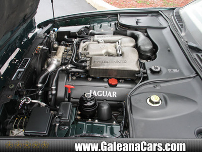 jaguar xj series 2000 green sedan vanden plas gasoline v8 rear wheel drive automatic 33912