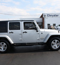 jeep wrangler unlimited 2008 silver suv sahara gasoline 6 cylinders 4 wheel drive 6 speed manual 07730