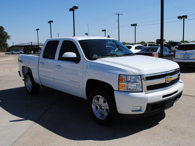 chevrolet silverado 1500 2010 white ltz flex fuel 8 cylinders 4 wheel drive automatic 76087