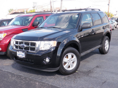 ford escape 2009 black suv xlt gasoline 6 cylinders front wheel drive automatic 61832