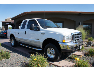 ford f 250 super duty 2002 white xlt diesel 8 cylinders 4 wheel drive automatic with overdrive 99352