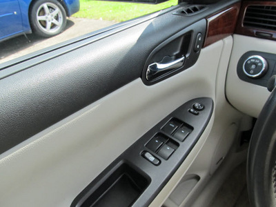 chevrolet impala 2008 black sedan ltz flex fuel 6 cylinders front wheel drive automatic 13350
