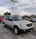 ford expedition 2004 lt  gray suv xlt 4x4 gasoline 8 cylinders 4 wheel drive automatic with overdrive 60546