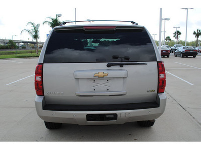 chevrolet tahoe 2007 gray suv lt flex fuel 8 cylinders rear wheel drive 4 speed automatic 77065