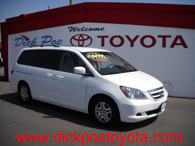 honda odyssey 2006 white van ex gasoline 6 cylinders front wheel drive automatic 79925