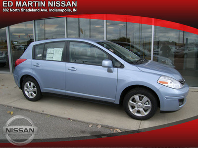 nissan versa 2012 lt  blue hatchback gasoline 4 cylinders front wheel drive automatic 46219