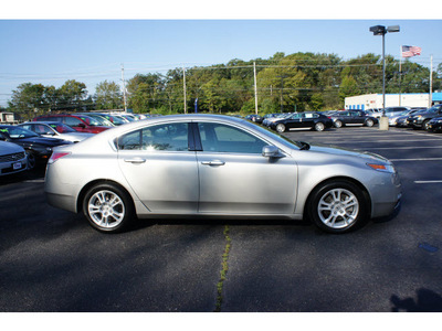 acura tl 2009 silver sedan w tech gasoline 6 cylinders front wheel drive shiftable automatic 07712