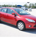 ford focus 2012 red sedan se gasoline 4 cylinders front wheel drive 6 speed automatic 77388
