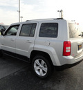 jeep patriot 2011 silver suv 70th annvc gasoline 4 cylinders 2 wheel drive automatic 60915