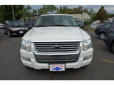 ford explorer 2008 white suv xlt gasoline 6 cylinders 4 wheel drive automatic 07507