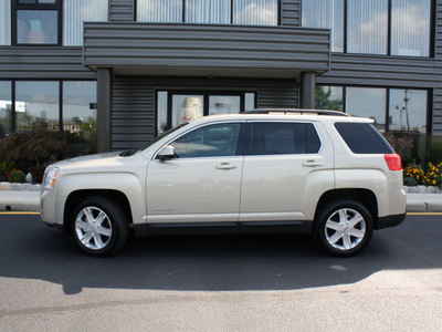 gmc terrain 2011 gold suv slt 1 flex fuel 6 cylinders front wheel drive automatic 07735