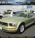 ford mustang 2005 dk  green coupe v6 deluxe gasoline 6 cylinders rear wheel drive 5 speed manual 98632