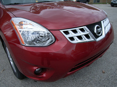 nissan rogue 2012 red suv gasoline 4 cylinders all whee drive automatic 46219
