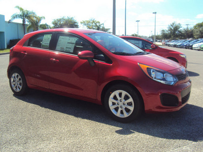 kia rio 2012 red hatchback lx 4 cylinders automatic 32901