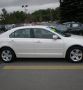 ford fusion 2009 white sedan se gasoline 4 cylinders front wheel drive automatic 13502