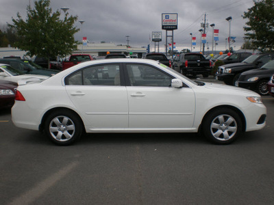 kia optima 2010 white sedan lx gasoline 4 cylinders front wheel drive automatic 13502