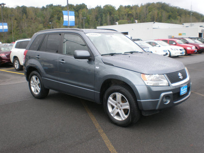 suzuki grand vitara 2006 gray suv gasoline 6 cylinders 4 wheel drive automatic 13502