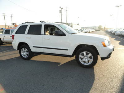 jeep grand cherokee 2008 white suv laredo gasoline 6 cylinders 4 wheel drive automatic 60915