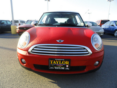 mini cooper 2007 red hatchback gasoline 4 cylinders front wheel drive automatic 60915