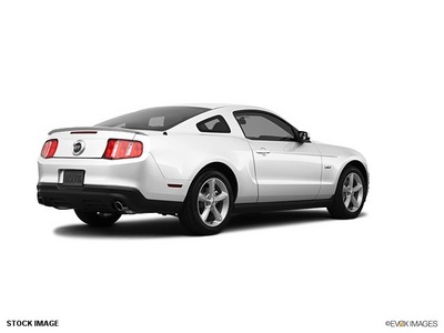 ford mustang 2012 coupe gasoline 8 cylinders rear wheel drive not specified 77388