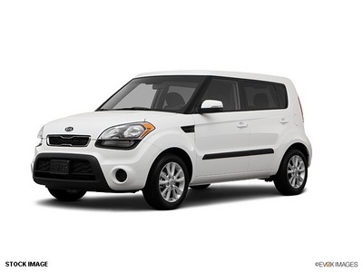 kia soul 2012 white wagon 4 cylinders front wheel drive not specified 44060