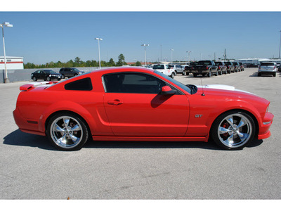 ford mustang 2007 red coupe gt gasoline 8 cylinders rear wheel drive 5 speed manual 77388