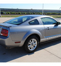ford mustang 2007 dk  gray coupe v6 premium gasoline 6 cylinders rear wheel drive automatic 77065