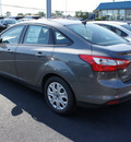 ford focus 2012 gray sedan se gasoline 4 cylinders front wheel drive automatic with overdrive 08753