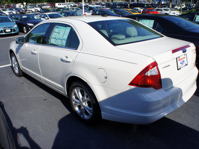 ford fusion 2012 white sedan se gasoline 4 cylinders front wheel drive automatic with overdrive 08753