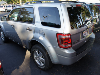 ford escape 2012 silver suv xlt flex fuel 6 cylinders all whee drive automatic with overdrive 08753