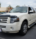 ford expedition 2007 off white suv limited gasoline 8 cylinders 4 wheel drive automatic with overdrive 07012
