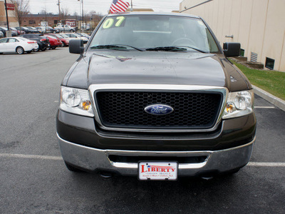 ford f 150 2007 dk  gray xlt,4x4,5 4v 8,tow pkg gasoline 8 cylinders 4 wheel drive automatic 07012