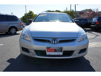 honda accord 2006 silver sedan value package gasoline 4 cylinders front wheel drive automatic 07044