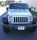 jeep wrangler 2009 silver suv auto,4x4,a c,removeable top gasoline 6 cylinders 4 wheel drive 07012